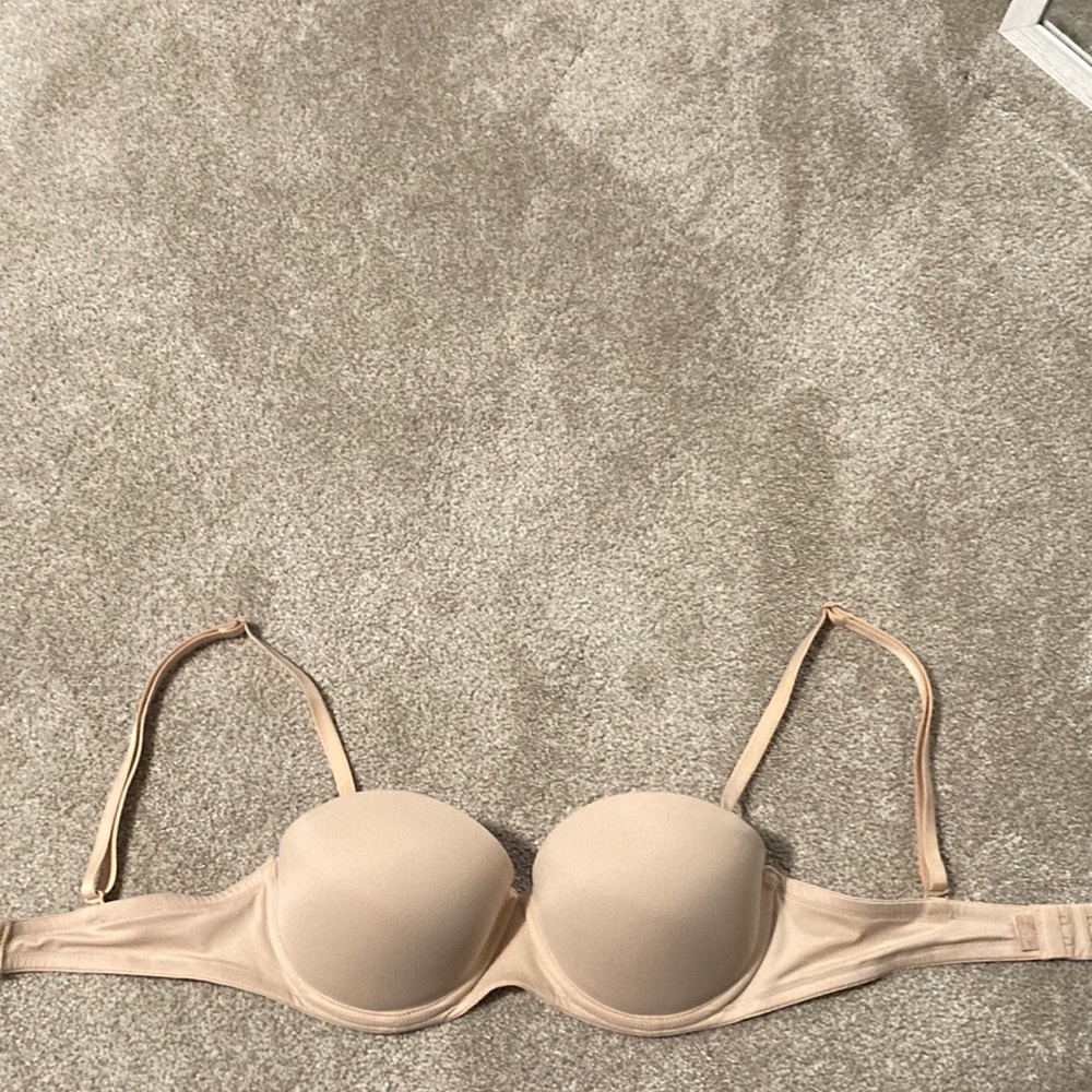 PINK WEAR EVERYWHERE STRAPLESS PUSH-UP BRA